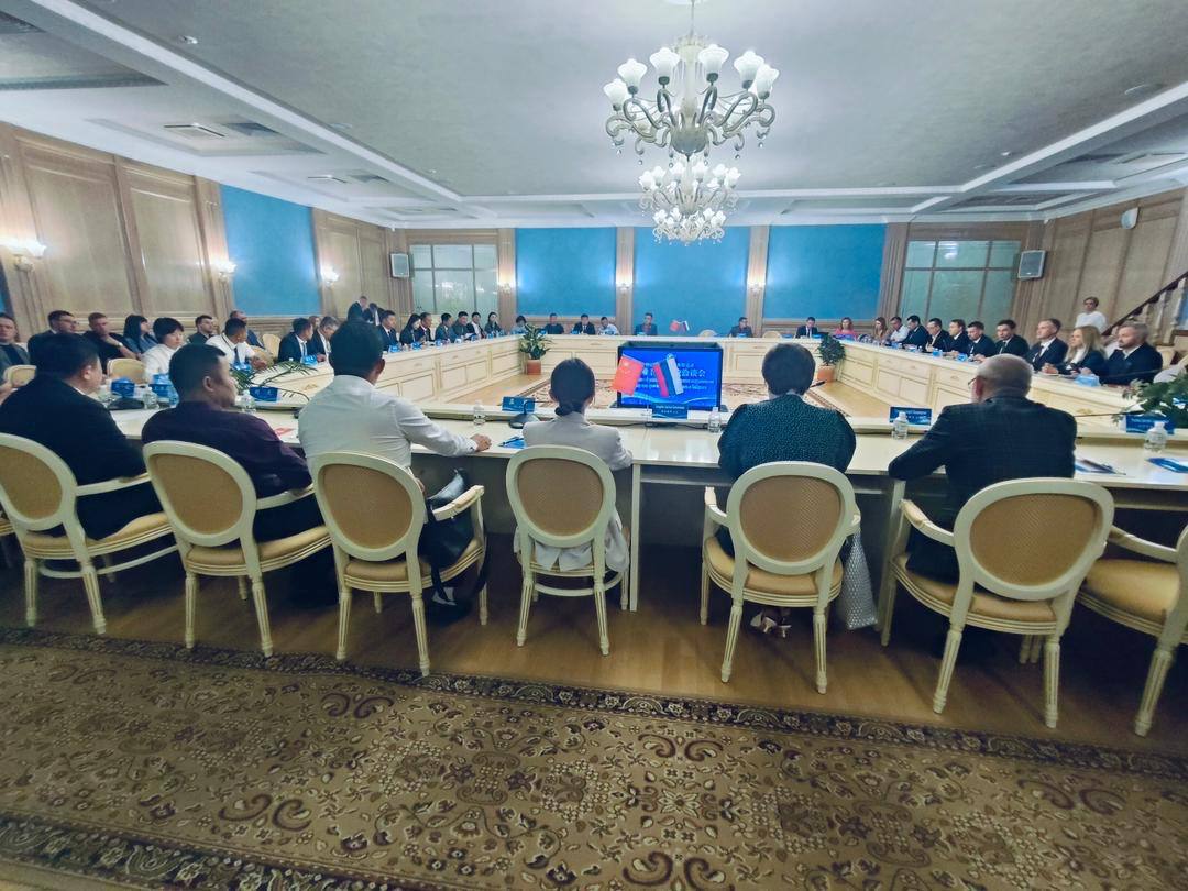 Состоялась встреча представителей российских и китайских компаний Состоялась встреча представителей российских и китайских компаний