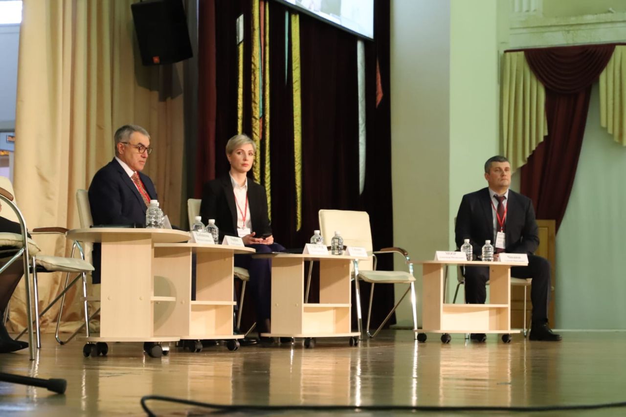 Форум "Молодой специалист - строитель будущего" в Хабаровске Форум "Молодой специалист - строитель будущего" в Хабаровске