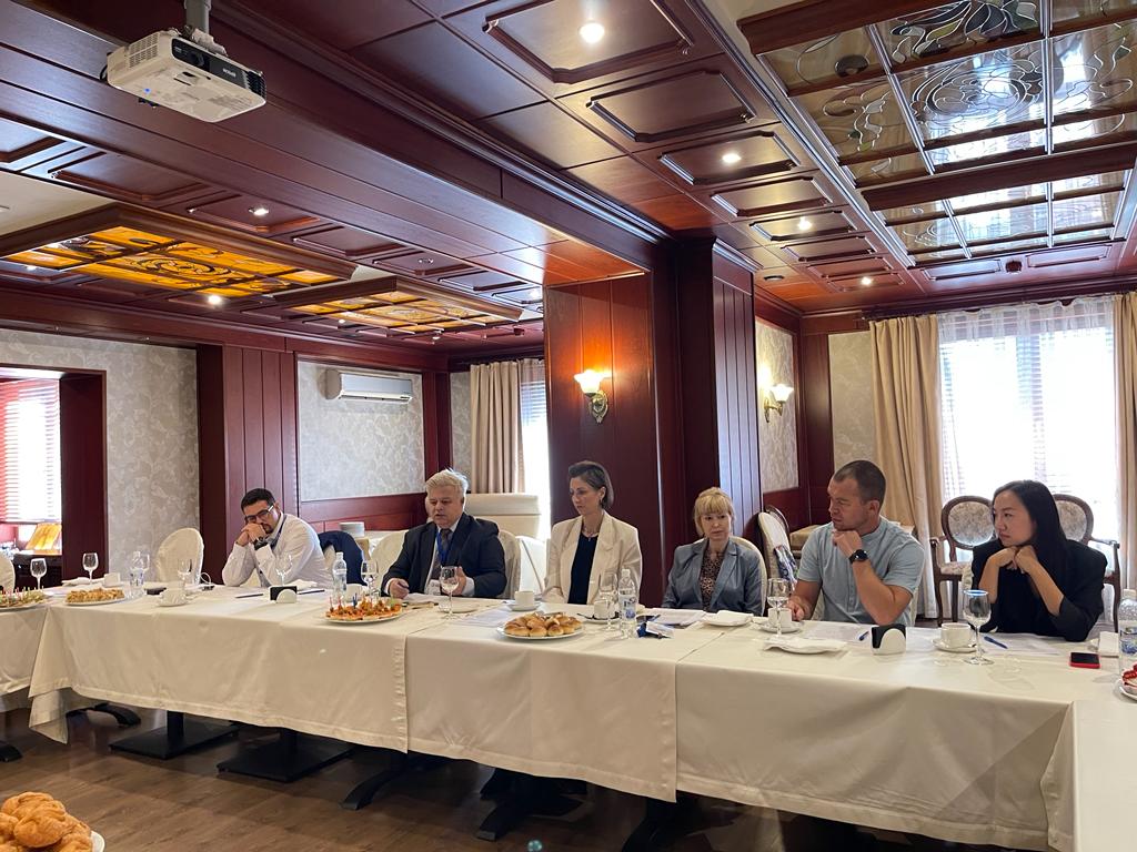 Деловой завтрак с Президентом "ОПОРЫ РОССИИ" Александром Калининым Деловой завтрак с Президентом "ОПОРЫ РОССИИ" Александром Калининым