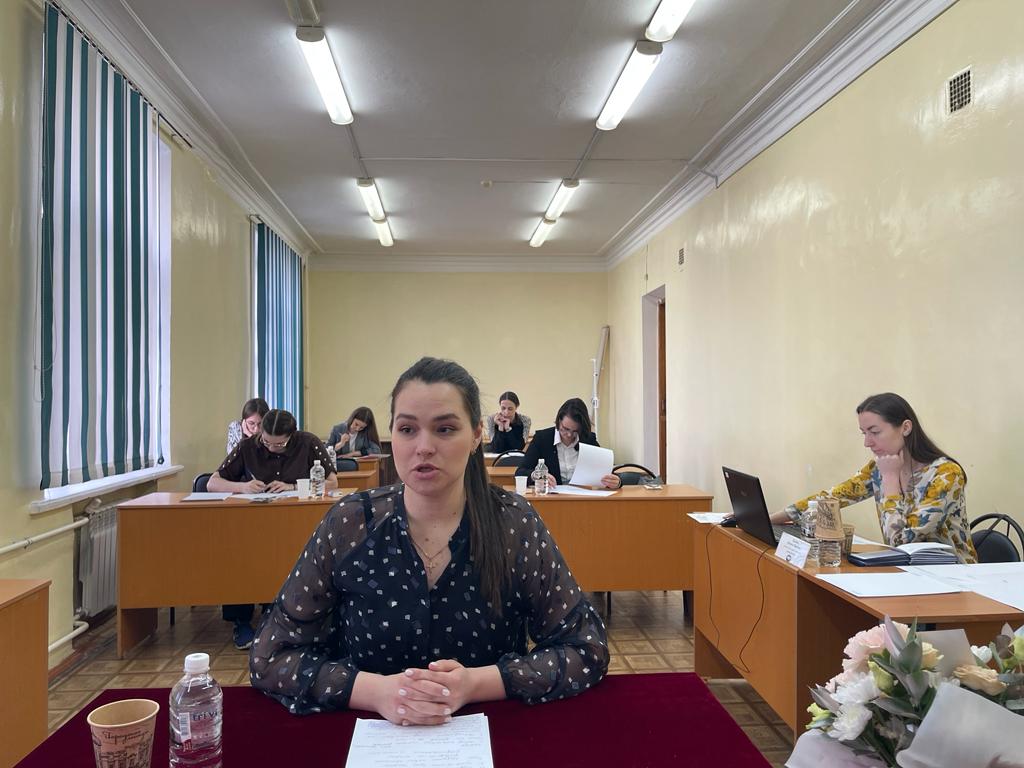 Студенты идут вперёд в светлое будущее! Студенты идут вперёд в светлое будущее!