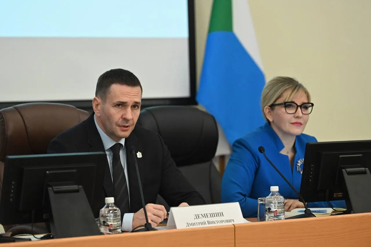 В Хабаровске прошла Всероссийская конференция для предпринимателей «ЗАБИЗНЕС: рейтинг регионов. Хабаровский край» В Хабаровске прошла Всероссийская конференция для предпринимателей «ЗАБИЗНЕС: рейтинг регионов. Хабаровский край»
