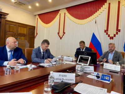 Как снизить давление на бизнес без ущерба для людей обсудили на заседании круглого стола по контрольно-надзорной деятельности