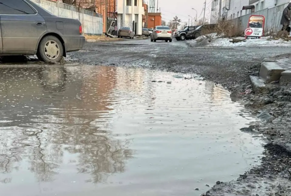 Проблема разрушенного дорожного полотна на ул. Шевчука получила развитие